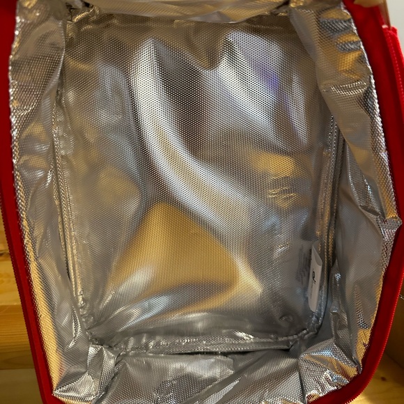 Hello Kitty Red and White lunch tote NWOT - Picture 9 of 10